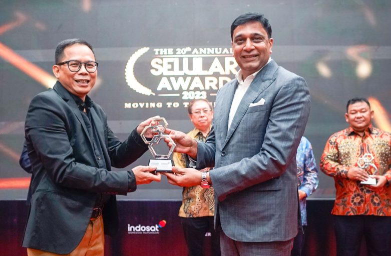 Leading Indosat’s growth to empower Indonesia, Vikram Sinha named 2023 CEO of the Year