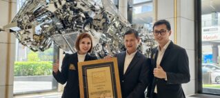 Earthquaker Bull Sculpture Receives ASEAN Records Recognition for Most Individually Assembled Stainless Steel Parts Earthquaker Bull Sculpture Receives ASEAN Records Recognition for Most Individually Assembled Stainless Steel Parts