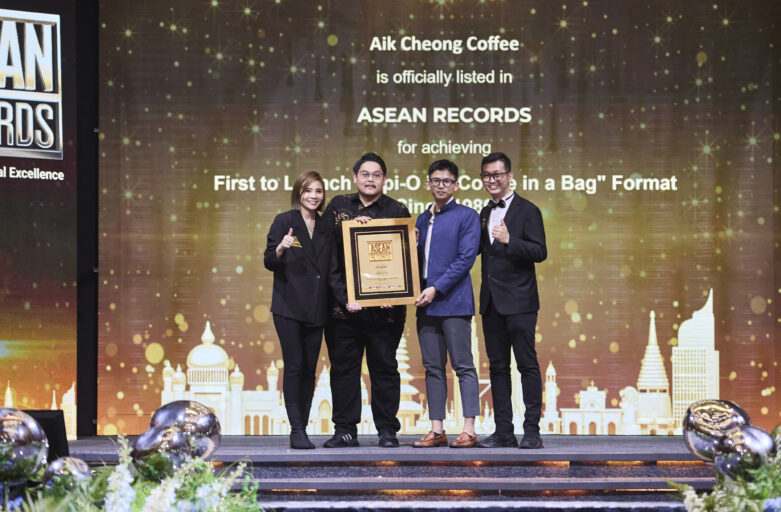 Aik Cheong Coffee Recognised by ASEAN Records for Two Groundbreaking Industry Milestones