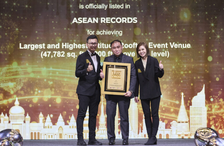 Grand Ion Majestic Recognised by ASEAN Records for the Largest and Highest-Altitude Rooftop Event Venue