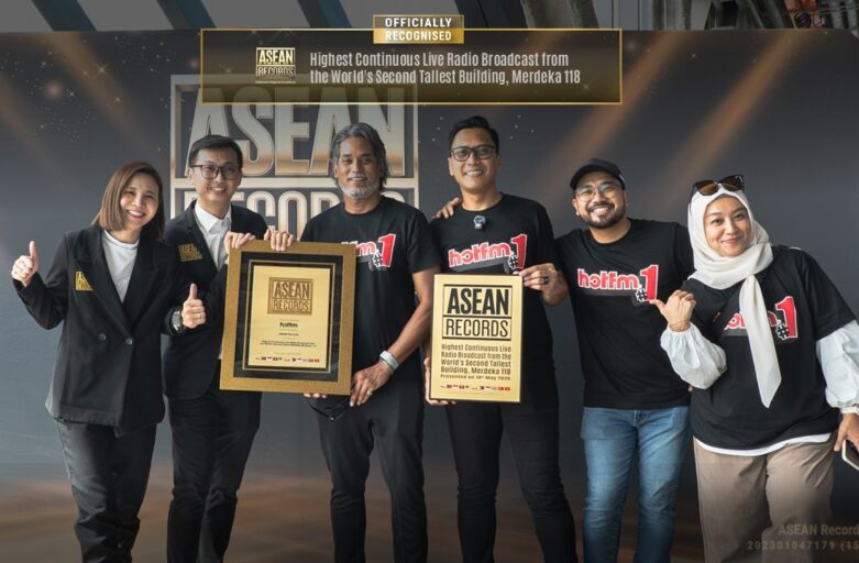 Hot FM Recognised by ASEAN Records for Highest Continuous Live Radio Broadcast from Merdeka 118